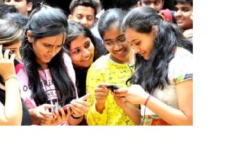 12th Result : ਲੁਧਿਆਣਾ ਦੀ ਅਰਸ਼ਦੀਪ ਪਹਿਲੇ, ਮਾਨਸਾ ਦੀ ਆਦਰਸ਼ਪ੍ਰੀਤ ਕੌਰ ਦੂਜੇ ਤੇ ਫਰੀਦਕੋਟ ਦੀ ਕੁਲਵਿੰਦਰ ਕੌਰ ਰਹੀ ਤੀਜੇ ਸਥਾਨ ‘ਤੇ