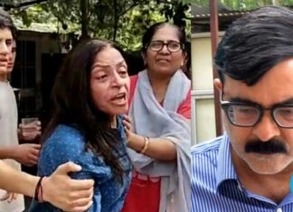 ਕਰੱਪਸ਼ਨ ਦੇ ਕੇਸ ‘ਚ ਸਸਪੈਂਡ IAS ਅਫਸਰ ਸੰਜੇ ਪੋਪਲੀ ਦੇ ਘਰ ਵਿਜੀਲੈਂਸ ਰੇਡ ਦੌਰਾਨ ਚੱਲੀ ਗੋਲੀ, ਨੌਜਵਾਨ ਬੇਟੇ ਦੀ ਮੌਤ; ਪਰਿਵਾਰ ਨੇ ਵਿਜੀਲੈਂਸ ਟੀਮ ‘ਤੇ ਲਗਾਏ ਗੰਭੀਰ ਇਲਜਾਮ, Video