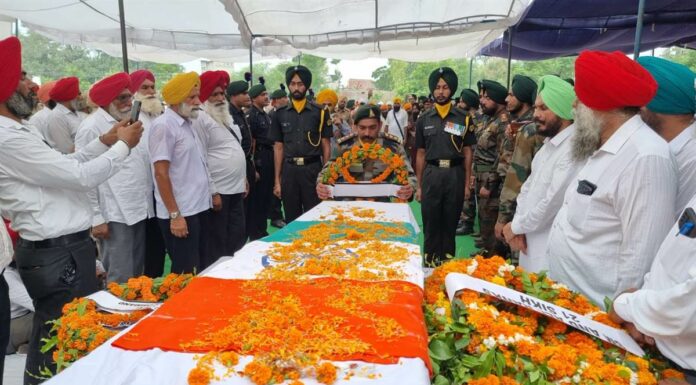 ਆਪਣੇ ਜਨਮਦਿਨ ਵਾਲੇ ਦਿਨ ਚੀਨ ਦੇ ਬਾਰਡਰ ‘ਤੇ ਸ਼ਹੀਦ ਹੋਏ ਕੁਲਦੀਪ ਸਿੰਘ ਦਾ ਹੋਇਆ ਅੰਤਿਮ ਸਸਕਾਰ