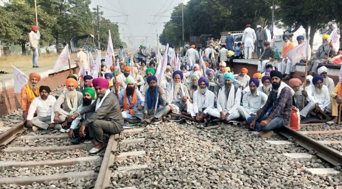 ਅੱਜ ਕਿਸਾਨ ਜਥੇਬੰਦੀਆਂ ਰੇਲ੍ਹਾਂ ਤੇ ਸੜਕਾਂ ਦੋਵੇਂ ਜਾਮ ਕਰਨਗੀਆਂ, ਮਾਮਲਾ ਕੇਂਦਰ ਵਲੋਂ ਕਿਸਾਨਾਂ ਦੀਆਂ ਮੰਗਾਂ ਨਾ ਪੂਰੀਆਂ ਹੋਣ ਦਾ