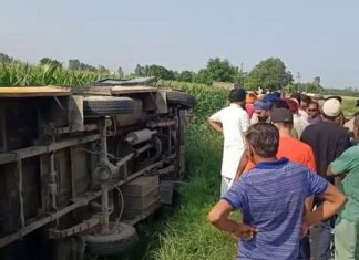 ਹੁਸ਼ਿਆਰਪੁਰ ‘ਚ ਬੱਚਿਆਂ ਨਾਲ ਭਰੀ ਬੱਸ ਪਲਟੀ, 32 ਵਿਦਿਆਰਥੀ ਬੱਸ ‘ਚ ਸਵਾਰ ਸੀ