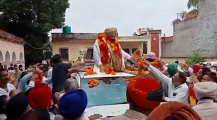 ਗੜਸ਼ੰਕਰ ਹਲਕੇ ਨੇ ਕਦੀ ਝੰਡੀ ਵਾਲੀ ਗੱਡੀ ਨਹੀਂ ਦੇਖੀ ਸੀ, ਇਕ ਫੋਟੋਗ੍ਰਾਫਰ ਮੁੰਡੇ ਨੇ ਕਰਤਾ ਸੁਪਨਾ ਪੂਰਾ, ਪੜ੍ਹੋ ਡਿਪਟੀ ਸਪੀਕਰ ਰੌੜੀ ਤੇ ਹਲਕੇ ਦੀ ਕਹਾਣੀ