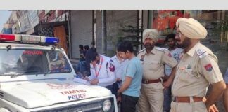 ਪੰਜਾਬ ‘ਚ ਲਾਗੂ ਹੋਏ ਨਵੇਂ ਟ੍ਰੈਫਿਕ ਨਿਯਮ, ਤੇਜ਼ ਰਫਤਾਰ ਗੱਡੀ ਚਲਾਈ ਤਾਂ ਲਾਇਸੰਸ ਹੋ ਸਕਦਾ ਰੱਦ, ਪੜ੍ਹੋ ਪੂਰੀ ਡਿਟੇਲ