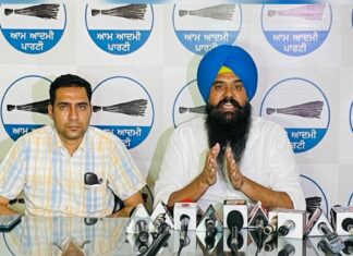 ਬੇਅਦਬੀ ਮਾਮਲਾ : ਬਾਦਲਾਂ ਨੂੰ ਨਹੀਂ ਦਿੱਤੀ ਕਲੀਨ ਚਿੱਟ, ਸਾਜ਼ਿਸ਼ਕਰਤਾਵਾਂ ਦੇ ਨਾਮ ਹੀ ਕੀਤੇ ਜਨਤਕ – ਆਪ