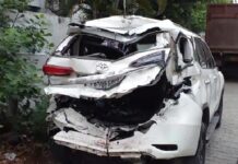 ਮੁਕੇਰੀਆਂ : ਵੈਸ਼ਨੋ ਦੇਵੀ ਤੋਂ ਵਾਪਸ ਆਉਂਦਿਆਂ ਫਾਰਚੂਨਰ ਟਰੱਕ ਨਾਲ ਟਕਰਾਈ, ਜਲੰਧਰ ਤੋਂ ਕਾਂਗਰਸੀ ਲੀਡਰ ਦੀ ਪਤਨੀ ਦੀ ਮੌਤ