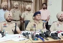ਨਾਜਾਇਜ਼ ਹਥਿਆਰ ਤੇ ਗੋਲੀ ਸਿੱਕੇ ਸਣੇ ਨਾਮੀ ਗੈਂਗਸਟਰ ਮਲਕੀਤ ਸਿੰਘ ਉਰਫ ਨਵਾਬ ਗ੍ਰਿਫਤਾਰ, ਪੰਜ ਹੋਰ ਆਰੋਪੀ ਵੀ ਹਥਿਆਰਾਂ ਸਣੇ ਕਾਬੂ