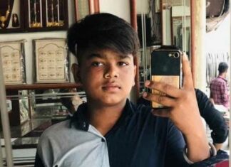 ਆਂਡਿਆਂ ਦੀ ਰੇਹੜੀ ਲਾਉਂਦੇ 12 ਸਾਲ ਦੇ ਬੱਚੇ ਦਾ ਲੁਟੇਰਿਆਂ ਵਲੋਂ ਮੋਬਾਇਲ ਲਈ ਛਾਤੀ ‘ਚ ਛੁਰਾ ਮਾਰ ਕੇ ਕਤਲ