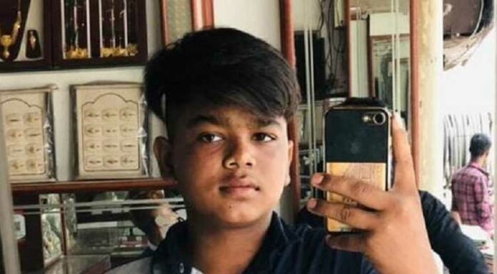 ਆਂਡਿਆਂ ਦੀ ਰੇਹੜੀ ਲਾਉਂਦੇ 12 ਸਾਲ ਦੇ ਬੱਚੇ ਦਾ ਲੁਟੇਰਿਆਂ ਵਲੋਂ ਮੋਬਾਇਲ ਲਈ ਛਾਤੀ ‘ਚ ਛੁਰਾ ਮਾਰ ਕੇ ਕਤਲ