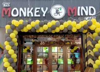 ਜਲੰਧਰ ‘ਚ ਖੁਲ੍ਹਿਆ ਅਜਿਹਾ ਕੈਫੇ ਜਿਹੜਾ ਮੋਬਾਇਲ ਫੋਨ ਇਸਤੇਮਾਲ ਨਾ ਕਰਨ ‘ਤੇ ਦਿੰਦਾ ਹੈ 10 ਫੀਸਦੀ ਦੀ ਸਪੈਸ਼ਲ ਡਿਸਕਾਉਂਟ