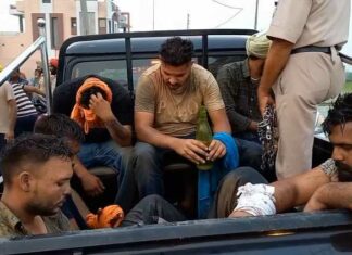 ਗੁਰਦਾਸਪੁਰ : ਕਬੱਡੀ ਖਿਡਾਰੀ ਦੇ ਘਰ ਤਾਬੜਤੋੜ ਫਾਇਰਿੰਗ, ਪਿੰਡ ਵਾਲਿਆਂ ਨੇ ਹਮਲਾਵਰਾਂ ਨੂੰ ਫੜ ਕੇ ਕੀਤੀ ਛਿੱਤਰ ਪਰੇਡ