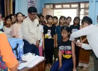 ਮੱਧਪ੍ਰਦੇਸ਼ ‘ਚ 40 ਬੱਚਿਆਂ ਨੂੰ ਇਕੋ ਸਰਿੰਜ ਨਾਲ ਲਾਇਆ ਕੋਰੋਨਾ ਦਾ ਟੀਕਾ