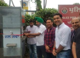 एनजीओ वारियर्स ग्रुप ने जालंधर हाइट्स-I के बाहर 66 फीट सड़क पर वाटर कूलर लगाया