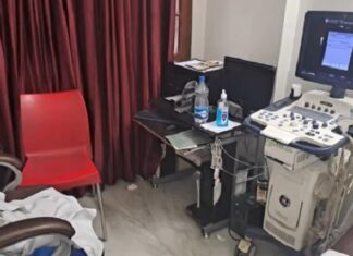 Amritsar : ਭਰੂਣ ਲਿੰਗ ਜਾਂਚ ਦਾ ਪਰਦਾਫਾਸ਼, ਛਾਪਾ ਪੈਣ ‘ਤੇ ਹਾਰਟ ਅਟੈਕ ਦਾ ਡਰਾਮਾ ਕਰਨ ਲੱਗਾ ਡਾਕਟਰ, 4 ਕਾਬੂ