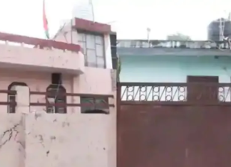 ਜੰਮੂ-ਕਸ਼ਮੀਰ ‘ਚ ਇਕ ਘਰ ‘ਚੋਂ 6 ਲਾਸ਼ਾਂ ਮਿਲਣ ਤੋਂ ਬਾਅਦ ਫੈਲੀ ਸਨਸਨੀ, ਮਰਨ ਵਾਲਿਆਂ ‘ਚ ਔਰਤਾਂ ਤੇ ਬੱਚੇ ਵੀ ਸ਼ਾਮਲ