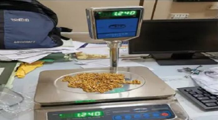 ਅੰਮ੍ਰਿਤਸਰ ਹਵਾਈ ਅੱਡੇ ’ਤੇ ਸੋਨੇ ਦੀ ਤਸਕਰੀ, ਦੁਬਈ ਤੋਂ ਆਏ ਯਾਤਰੀ ਦੇ ਅੰਡਰਵੀਅਰ ‘ਚੋਂ 65 ਲੱਖ ਦਾ ਸੋਨਾ ਬਰਾਮਦ