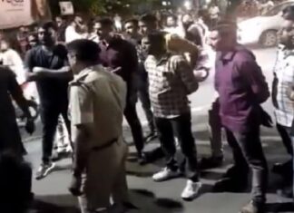 ਗੁਜਰਾਤ ‘ਚ ਭਾਜਪਾ ਵਿਧਾਇਕ ਨੇ ਪੁਲਿਸ ਨੂੰ ਦਿੱਤੀ ਧਮਕੀ, ਮੈਂ ਜਦੋਂ ਚਾਹਾਂ ਦੰਗੇ ਕਰਵਾ ਸਕਦਾ ਹਾਂ…