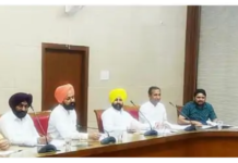ਬਰਖਾਸਤ ਸਿਹਤ ਮੰਤਰੀ ਵਿਜੇ ਸਿੰਗਲਾ ਜੇਲ੍ਹ ਤੋਂ ਬਾਹਰ ਆ ਕੇ ਪੰਜਾਬ ਸਭਾ ਸਕੱਤਰੇਤ ‘ਚ ਕੀਤੀ ਮੀਟਿੰਗ, ਕਾਂਗਰਸ ਬੋਲੀ ਇਹ ਕਿਹੋ ਜਿਹਾ ਬਦਲਾਅ?