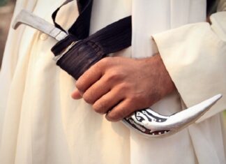 ਘਰੇਲੂ ਉਡਾਣਾਂ ‘ਚ ਕਿਰਪਾਨ ‘ਤੇ ਪਾਬੰਦੀ ਹਟਾਉਣ ‘ਤੇ ਕੇਂਦਰ ਨੂੰ ਨੋਟਿਸ, ਹਾਈਕੋਰਟ ਨੇ ਮੰਗਿਆ ਜਵਾਬ