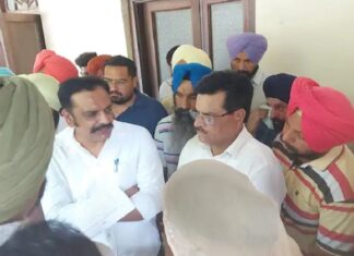 ਕੋਟਕਪੂਰਾ ਗੋਲੀਕਾਂਡ ਮਾਮਲੇ ‘ਤੇ ਸੁਖਬੀਰ ਬਾਦਲ ਨੂੰ ਸੰਮਨ ‘ਤੇ ਬੋਲੇ ਕੁੰਵਰ ਵਿਜੈ ਪ੍ਰਤਾਪ, ਕਿਹਾ-ਸੁਖਬੀਰ ਦੀ ਗ੍ਰਿਫਤਾਰੀ ਹੋਣੀ ਚਾਹੀਦੀ, ਸਾਲਾਂ ਬਾਅਦ ਵੀ ਸੰਮਨ ਹੀ ਭੇਜੇ ਜਾ ਰਹੇ