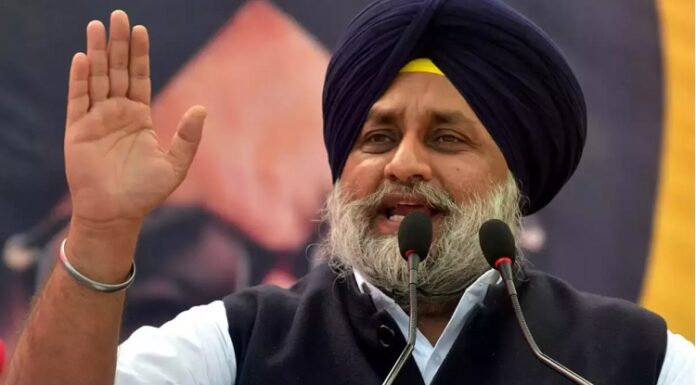 SYL ਵਿਵਾਦ : ਸੁਖਬੀਰ ਬਾਦਲ ਨੇ SYL ਵਿਰੁੱਧ ਸਿੱਧੂ ਦਾ ਵਜਾਇਆ ਗੀਤ, ‘ਓਨਾ ਚਿਰ ਪਾਣੀ ਛੱਡੋ, ਤੁਪਕਾ ਨਹੀਂ ਦਿੰਦੇ’