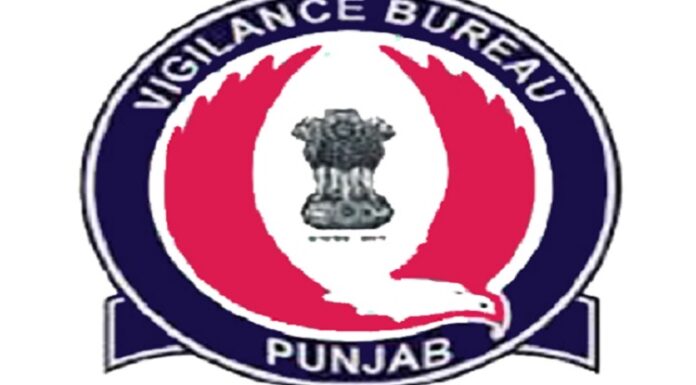 ਅੰਮ੍ਰਿਤਸਰ : ਵਕੀਲ ‘ਤੇ ਹੀ ਹੋਇਆ ਪਰਚਾ, ਐਕਵਾਇਰ ਜ਼ਮੀਨ ਦੇ ਮੁਆਵਜ਼ੇ ਬਦਲੇ ਮੰਗਦਾ ਸੀ 20 ਲੱਖ