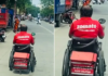ਵੀਲ੍ਹ ਚੇਅਰ ‘ਤੇ zomato ਲਈ ਖਾਣਾ ਡਿਲੀਵਰ ਕਰਦਾ ਹੈ ਇਹ ਵਿਅਕਤੀ, ਲੋਕ ਵੀਡੀਓ ਦੇਖ ਹੋ ਰਹੇ ਭਾਵੁਕ