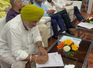 Chetan Singh Jauramajra launches eye donation campaign by pledging to donate his eyes