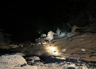 ਭਿਆਨਕ ਹਾਦਸਾ : ਮਨਾਲੀ ਘੁੰਮਣ ਗਏ ਪੰਜਾਬ ਦੇ 3 ਦੋਸਤਾਂ ਦੀ ਕਾਰ ਬਿਆਸ ਦਰਿਆ ‘ਚ ਡਿੱਗੀ, ਤਿੰਨੇ ਨੌਜਵਾਨ ਕਾਰ ‘ਚ ਬੁਰੀ ਤਰ੍ਹਾਂ ਫਸੇ, 2 ਦੀ ਮੌਤ