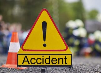 ਪਤੰਗ ਲੁੱਟਦੇ ਬੱਚੇ ਆ ਗਏ ਹਾਈਵੇ ‘ਤੇ, ਕਾਰਾਂ ਦੀ ਹੋਈ ਭਿਆਨਕ ਟੱਕਰ, ਨਹੀਂ ਲੱਗੀ ਬਰੇਕ