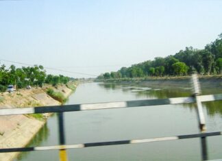 ਲੁਧਿਆਣਾ : ਕਲਯੁਗੀ ਪਿਉ ਨੇ ਨਹਿਰ ‘ਚ ਸੁੱਟਿਆ ਢਾਈ ਸਾਲਾ ਬੱਚਾ, ਲਈ ਮਾਸੂਮ ਦੀ ਜਾਨ