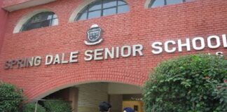 ਅੰਮ੍ਰਿਤਸਰ ‘ਚ ਸਕੂਲ ਨੂੰ ਬੰਬ ਨਾਲ ਉਡਾਉਣ ਦੀ ਧਮਕੀ : 2 ਵਿਦਿਆਰਥੀਆਂ ਨੇ ਗਣਿਤ ਦੀ ਪ੍ਰੀਖਿਆ ਤੋਂ ਬਚਣ ਲਈ ਫੈਲਾਈ ਸੀ ਅਫਵਾਹ