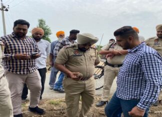 ਪੱਟੀ ਦੇ ਪਿੰਡ ਬਾਹਮਣੀ ਵਾਲਾ ਕੋਲ ਕੂੜੇ ‘ਚੋਂ ਮਿਲਿਆ ਹੈਂਡ ਗ੍ਰੇਨੇਡ, ਦਹਿਸ਼ਤ ‘ਚ ਲੋਕ