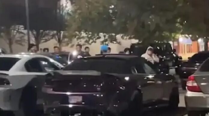 ਕੈਨੇਡਾ ਤੋਂ ਡੀਪੋਰਟ ਹੋਣਗੇ 40 ਭਾਰਤੀ ਵਿਦਿਆਰਥੀ : ਪੁਲਿਸ ਡਿਊਟੀ ‘ਚ ਰੁਕਾਵਟ ਪਾਈ, ਗੱਡੀ ‘ਤੇ ਬੈਠ ਕੇ ਵਜਾ ਰਹੇ ਸਨ ਗਾਣੇ, ਹੰਗਾਮਾ ਵੀ ਕੀਤਾ