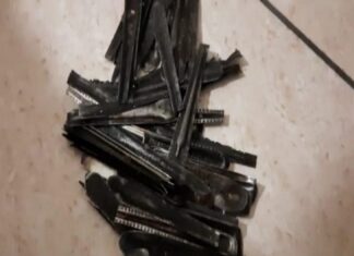 OMG! ਨਸ਼ਾ ਛੁਡਾਊ ਕੇਂਦਰ ਤੋਂ ਪਰਤੇ ਨੌਜਵਾਨ ਦੇ ਪੇਟ ‘ਚੋਂ ਨਿਕਲੇ 63 ਚਮਚੇ, ਡਾਕਟਰ ਹੈਰਾਨ