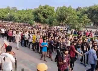 ਯੂਨੀਵਰਸਿਟੀ ਮਾਮਲੇ ‘ਚ ਨਵਾਂ ਮੋੜ : ਵਿਦਿਆਰਥਣਾਂ ਨੂੰ ਕੈਨੇਡਾ ਤੋਂ ਧਮਕੀ ਭਰੇ ਕਾਲ ; ‘ਕੁਝ ਬੋਲੇ ਤਾਂ ਵੀਡੀਓਜ਼ ਕਰ ਦਿਆਂਗਾ ਵਾਇਰਲ’