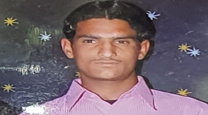 ਪੱਟੀ : ਟੀਕਾ ਲਾਉਂਦੇ ਹੀ ਮਾਪਿਆਂ ਦੇ 27 ਸਾਲਾ ਗੱਭਰੂ ਪੁੱਤ ਦੀ ਮੌਤ, ਲੋਕਾਂ ਨੇ ਪਿੰਡ ‘ਚ ਸ਼ਰੇਆਮ ਨਸ਼ਾ ਵਿਕਣ ਦੇ ਲਾਏ ਦੋਸ਼