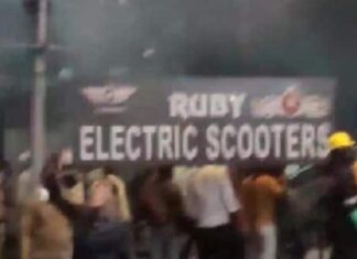 ਵੱਡਾ ਹਾਦਸਾ : ਚਾਰਜਿੰਗ ਦੌਰਾਨ ਇਲੈਕਟ੍ਰਿਕ ਬਾਈਕ ਦੀ ਬੈਟਰੀ ਫਟੀ, ਬਿਲਡਿੰਗ ‘ਚ ਲੱਗੀ ਭਿਆਨਕ ਅੱਗ, ਕਈ ਲੋਕਾਂ ਦੀ ਮੌਤ, ਕਈ ਜ਼ਖਮੀ