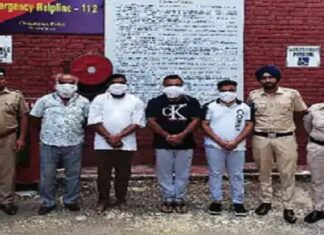 ਕੁੜੀਆਂ ਨੂੰ ਸ਼ਿਕਾਰ ਬਣਾਉਣ ਵਾਲਾ ਜਲੰਧਰ ਦਾ ਬੰਦਾ ਸਾਥੀਆਂ ਸਣੇ ਕਾਬੂ, 5 ਵਿਆਹ ਕਰਵਾ ਠੱਗੇ ਲੱਖਾਂ ਰੁ.