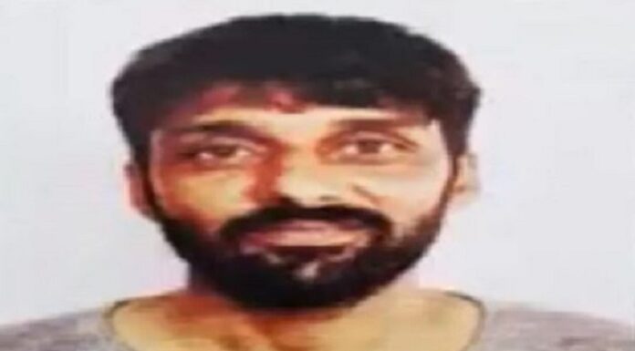 ਅੰਮ੍ਰਿਤਸਰ : ਕੈਦੀ ਨੇ ਸਿਹਤ ਖਰਾਬ ਹੋਣ ਦੀ ਕੀਤੀ ਐਕਟਿੰਗ, ਪੁਲਿਸ ਮੁਲਾਜ਼ਮ ਡਾਕਟਰ ਲੈਣ ਭੱਜੇ, ਕੈਦੀ ਮੌਕਾ ਦੇਖ ਕੇ ਫਰਾਰ