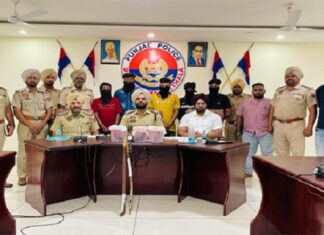 ਪੈਟਰੋਲ ਪੰਪ ਲੁੱਟਣ ਦੀ ਤਿਆਰੀ ਕਰ ਰਹੇ 5 ਨੌਜਵਾਨਾਂ ਨੂੰ ਪੁਲਿਸ ਨੇ ਹਥਿਆਰਾਂ ਸਣੇ ਕੀਤਾ ਗ੍ਰਿਫਤਾਰ