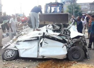 ਨਵਾਂਸ਼ਹਿਰ : ਦੋ ਕਾਰਾਂ ‘ਤੇ ਟਰਾਲਾ ਪਲਟਿਆ, ਤਿੰਨ ਦੀ ਮੌਕੇ ‘ਤੇ ਮੌਤ, ਤਿੰਨ ਗੰਭੀਰ ਜਖ਼ਮੀ