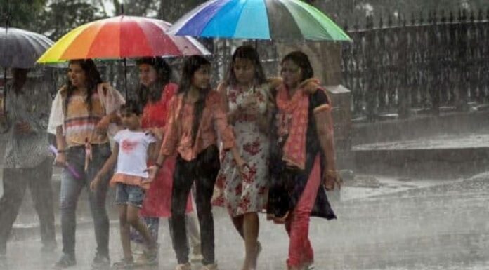 ਪੰਜਾਬ ‘ਚ ਮਾਨਸੂਨ ਮੁੜ ਸਰਗਰਮ ! ਇਨ੍ਹਾਂ ਜ਼ਿਲ੍ਹਿਆਂ ‘ਚ ਭਾਰੀ ਮੀਂਹ ਲਈ ਤਿਆਰ ਰਹਿਣ ਲੋਕ
