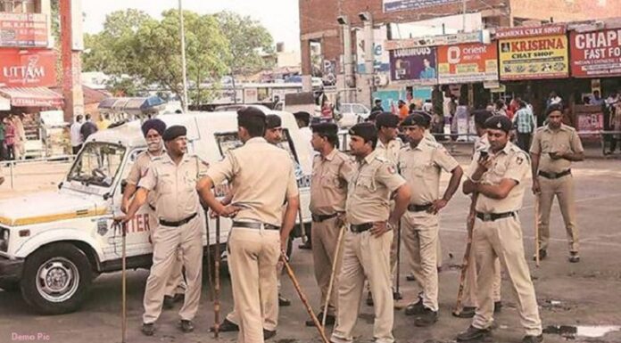 ਲੁਧਿਆਣਾ : ਮੈਡੀਕਲ ਲਈ ਸਿਵਲ ਹਸਪਤਾਲ ਲਿਆਂਦਾ ਬਲਾਤਕਾਰ ਦੋਸ਼ੀ ਪੁਲਸ ਨੂੰ ਧੱਕਾ ਮਾਰ ਕੇ ਫਰਾਰ, ਪੁਲਿਸ ਹੁਣ ਸੀਸੀਟੀਵੀ ਫੁਟੇਜ ਖੰਗਾਲਣ ‘ਚ ਰੁੱਝੀ