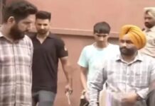 ਅੱਤਵਾਦੀ ਲਖਬੀਰ ਤੇ ਰਿੰਦਾ ਦੇ ਦੋ ਨੇੜਲੇ ਸਾਥੀ ਗ੍ਰਿਫਤਾਰ : ਸਤਨਾਮ ਤੇ ਯੁਵਰਾਜ ਤੋਂ ਏਕੇ-56 ਰਾਈਫਲ ਵੀ ਬਰਾਮਦ ; ਅੰਮ੍ਰਿਤਸਰ IED ਤੇ ਮੋਹਾਲੀ ਬਲਾਸਟ ਨਾਲ ਜੁੜੇ ਤਾਰ