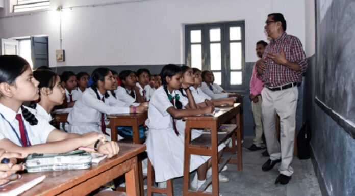 ਨਵੀਂ ਪਹਿਲ : ਹੁਣ ਪੰਜਾਬ ਦੇ ਸਕੂਲਾਂ ਦੇ ਬਾਹਰ ਤਾਇਨਾਤ ਹੋਣਗੇ ਗਾਰਡ, ਸਾਫ਼-ਸਫ਼ਾਈ ਲਈ ਵੀ ਸਕੂਲਾਂ ਨੂੰ ਹਰ ਮਹੀਨੇ ਮਿਲੇਗੀ ਗ੍ਰਾਂਟ