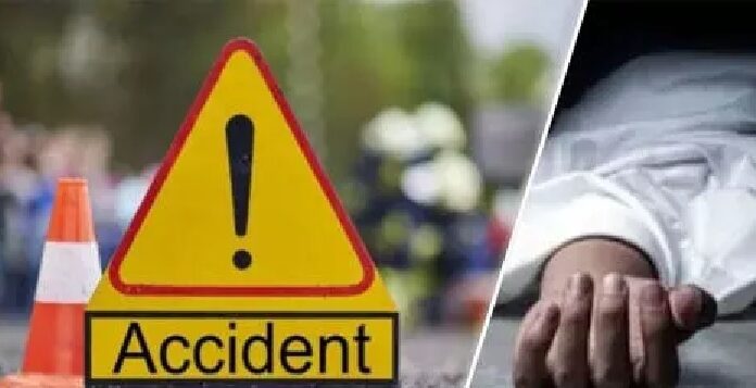 ਅਬੋਹਰ : ਸੜਕ ਵਿਚਕਾਰ ਆਵਾਰਾ ਪਸ਼ੂ ਆਉਣ ਨਾਲ ਮੋਟਰਸਾਈਕਲ ਸਵਾਰ ਕਾਰ ‘ਚ ਵੱਜਾ, ਦਰਦਨਾਕ ਮੌਤ