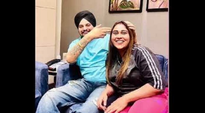 ਲੋਕ ਕਹਿੰਦੇ ਨੇ ਕੇ ਮੈਂ ਸਿੱਧੂ ਬਾਈ ਦੀ ਮੌਤ ‘ਤੇ ਰੋਟੀਆਂ ਸੇਕ ਰਹੀ ਹਾਂ, ਪਰ ਮੈਨੂੰ ਕਿਸੇ ਫੇਮ ਦੀ ਲੋੜ ਨਹੀਂ : ਅਫਸਾਨਾ ਖਾਨ