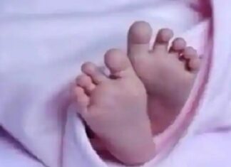 ਚਮਤਕਾਰ : ਕਈ ਸਰਜਰੀਆਂ ਕਰਵਾਉਣ ਪਿੱਛੋਂ 7 ਮਹੀਨਿਆਂ ਤੋਂ ਬੇਹੋਸ਼ ਪਈ ਔਰਤ ਨੇ AIIMS ‘ਚ ਨਾਰਮਲ ਡਲਿਵਰੀ ਰਾਹੀਂ ਸਿਹਤਮੰਦ ਬੱਚੀ ਨੂੰ ਦਿੱਤਾ ਜਨਮ