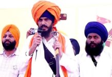 ਅੰਮ੍ਰਿਤਪਾਲ ਦੀ ਸਰਕਾਰ ਨੂੰ ਮੁੜ ਚੇਤਾਵਨੀ : ਸਾਥੀਆਂ ਦੇ ਅਸਲਾ ਲਾਇਸੈਂਸ ਰੱਦ ਹੋਣ ‘ਤੇ ਕਿਹਾ- ਸਿੱਖਾਂ ਨੇ ਸਾਰੀ ਉਮਰ ਨਿਹੱਥੇ ਨੀਂ ਰਹਿਣਾ