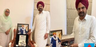 ਯੂਟਿਊਬ ਡਾਇਮੰਡ ਪਲੇਅ ਬਟਨ ਐਵਾਰਡ ਹਾਸਲ ਕਰਨ ਵਾਲਾ ਸਿੱਧੂ ਮੂਸੇਵਾਲਾ ਬਣਿਆ ਪਹਿਲਾ ਪੰਜਾਬੀ ਗਾਇਕ, ਪਿਤਾ ਬੋਲੇ -‘ਦੁਨੀਆਂ ਤੇ ਚੜ੍ਹਤ ਦੇ ਝੰਡੇ ਝੂਲਦੇ”